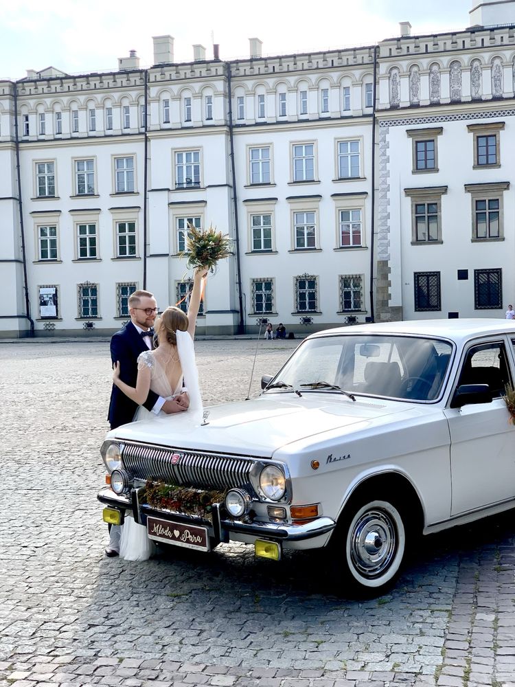 Wołga Lincoln auto samochód do ślubu wesele retro wedding klasyk