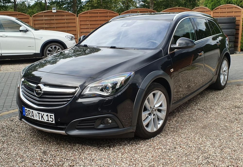 Opel Insignia 2.0 D-170KM * CROSS * KAMERA * FULL SERWIS 148 TYS. * Xenon * Ledy *