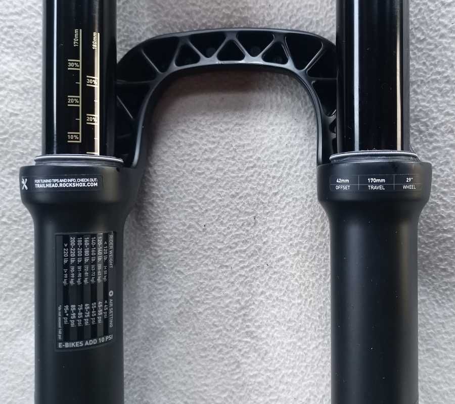 NOWY Rock Shox Lyrik Select+ 29" 170mm tapered boost
