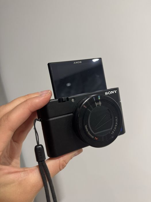 Sony rx 100 mark III фотоапарат (аналог canon g7x ) зі спалахом