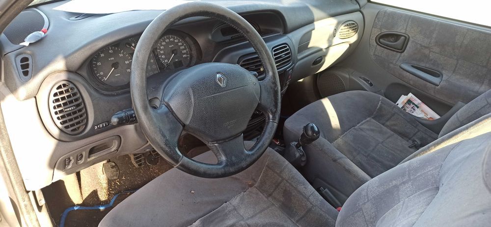 Renaul Megane para Peças