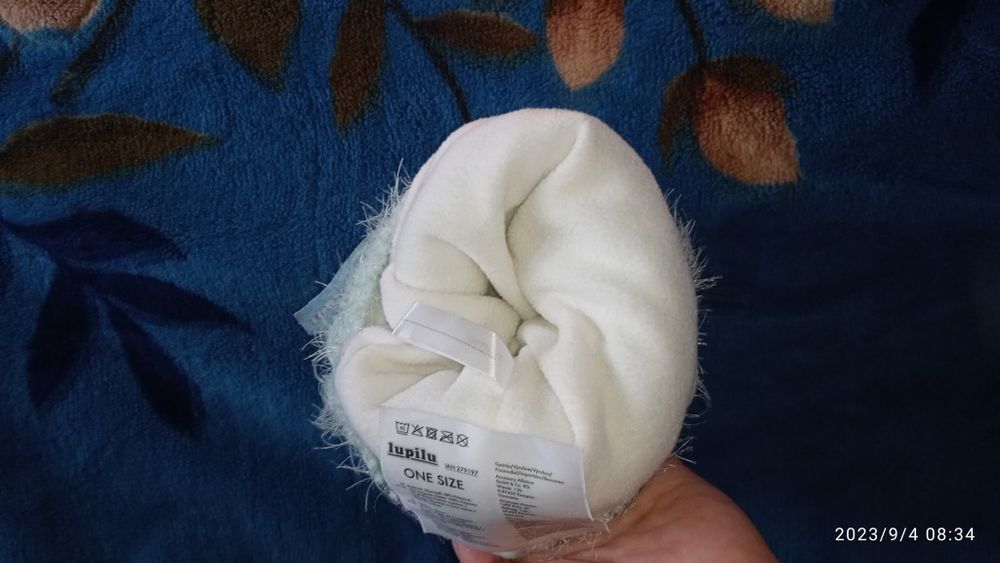 Нові шапки теплі, на флісовій підкладці, для двійні