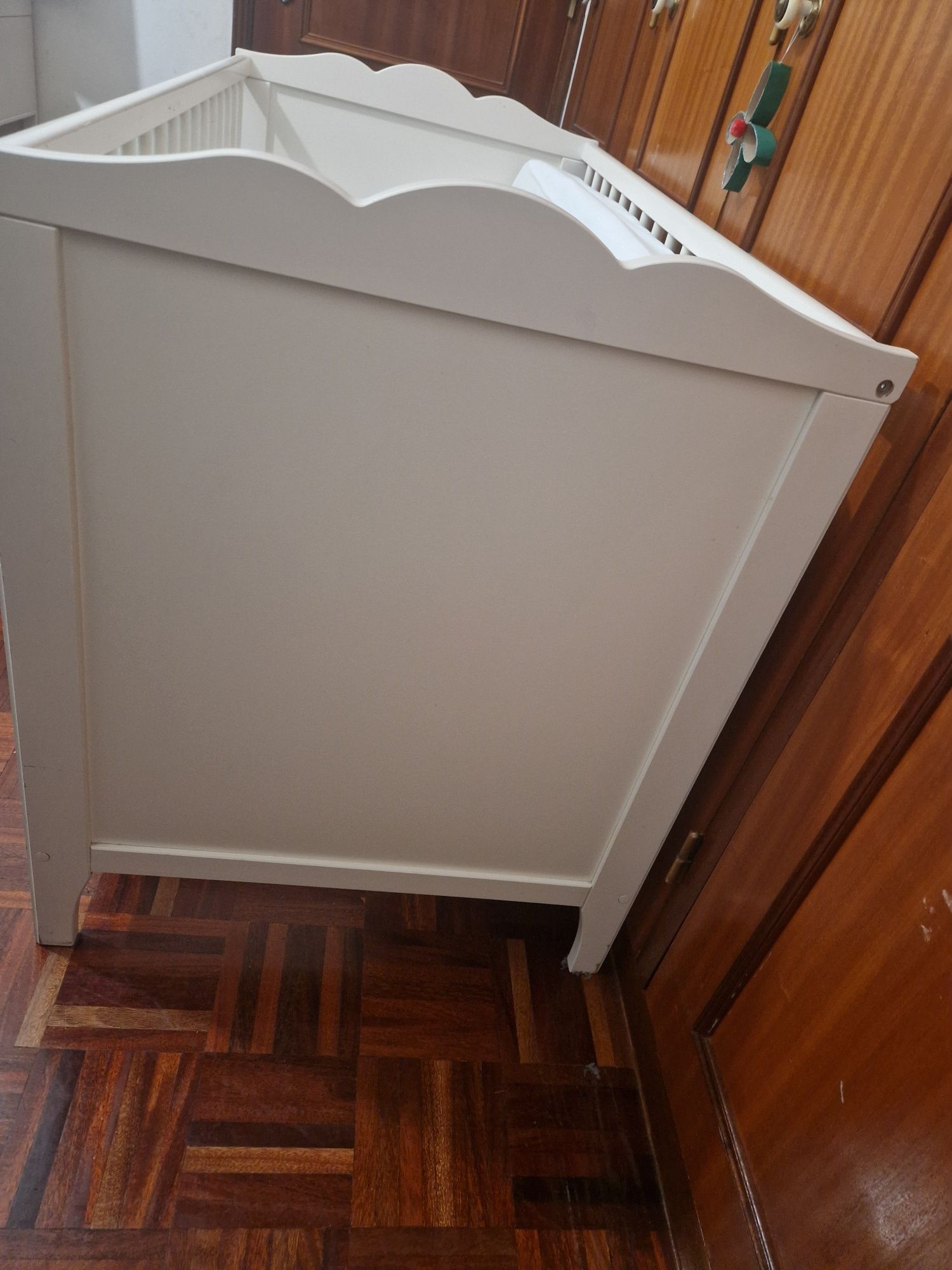 Berço de bebé (ikea)