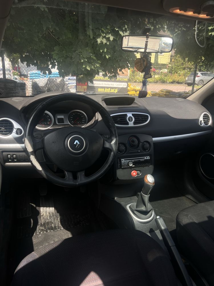 Renault Clio 3 1.6 16V