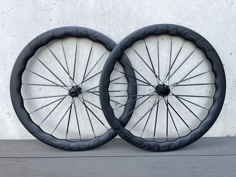 Koła karbonowe carbon szosowe PRO-WAY HYPER 50 1360g szprychy CARBON