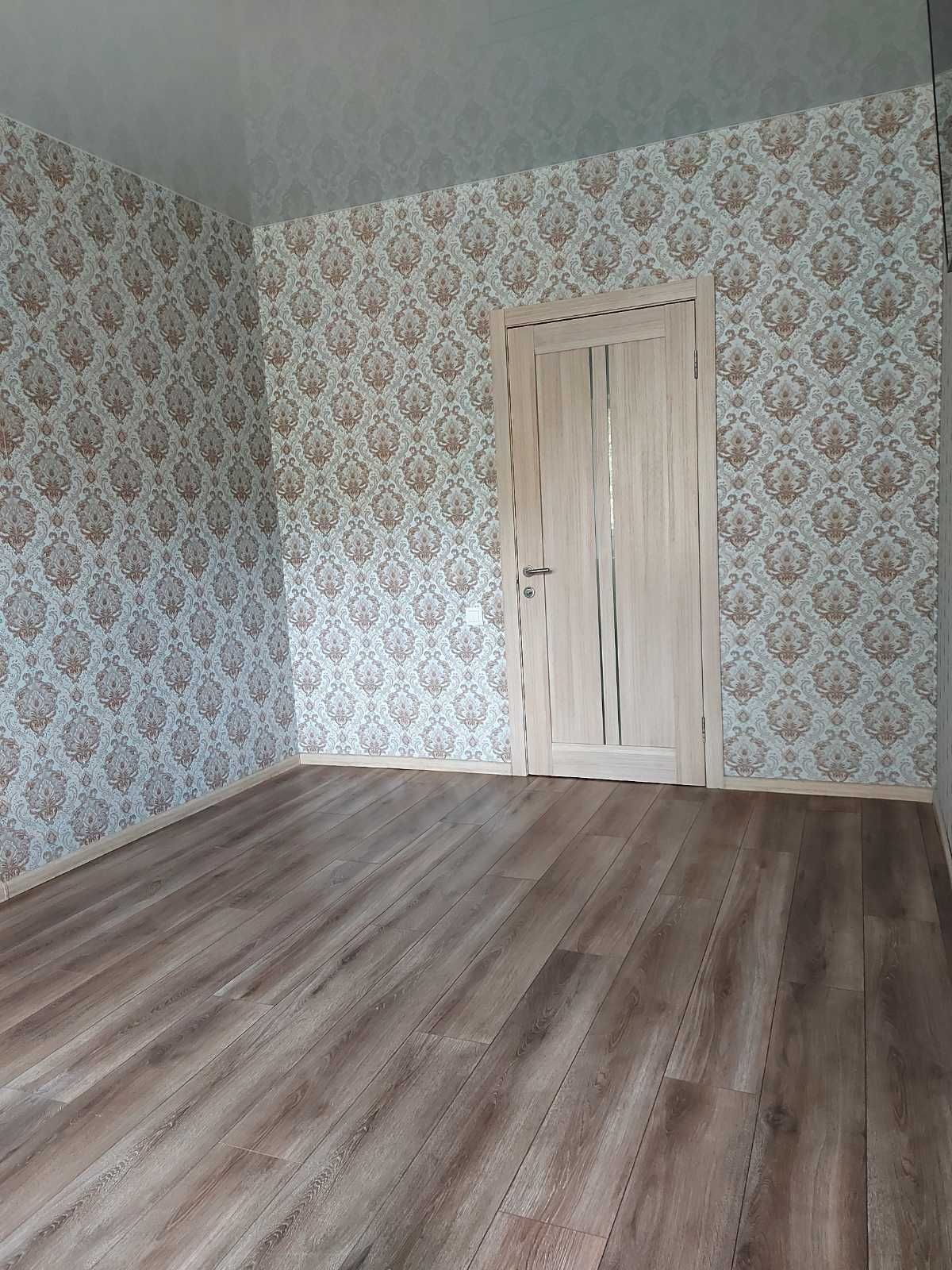 Продам об'єднані 2 квартири (70м²), 2 балкони + гараж