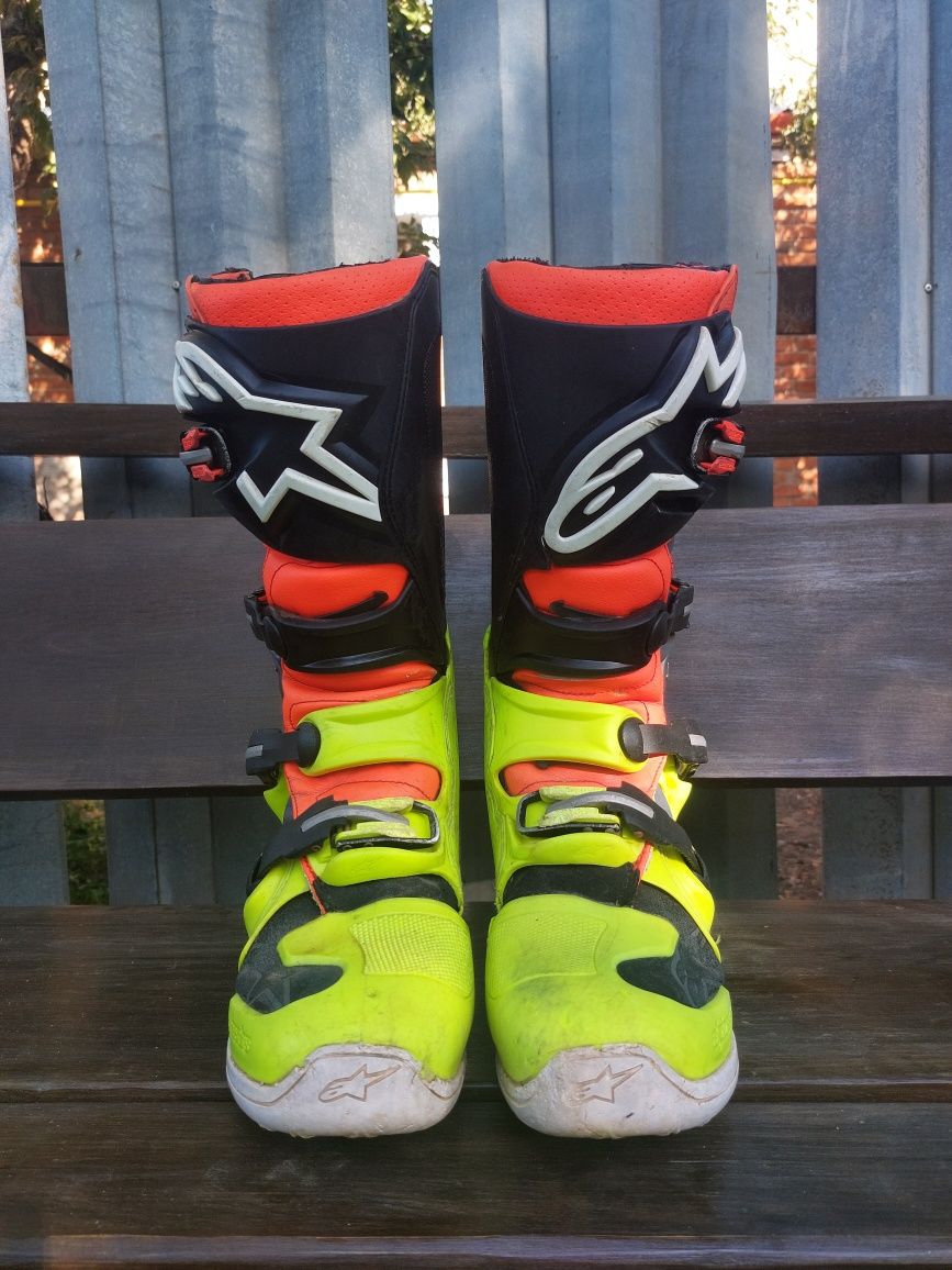 Мотоботи крос єндуро Leat Alpinestars TCX Sidi Gaerne Fox Oneal Tech