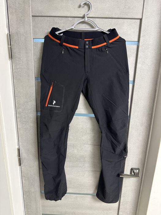 Штани трекінгові PeakPerformance M розмір жіночі!