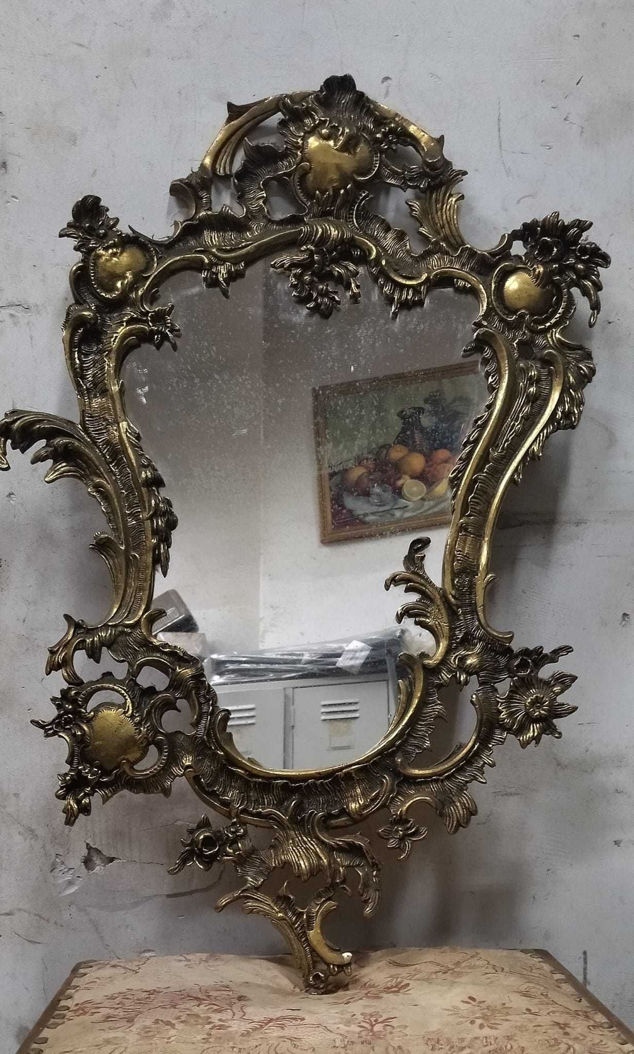 Espelho vintage de parede em latão. Brass wall mirrors