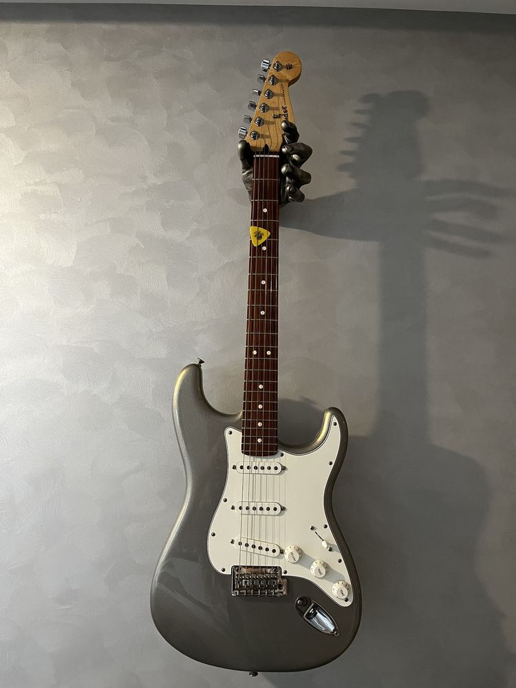 Fender player stratocaster 2020 МІМ