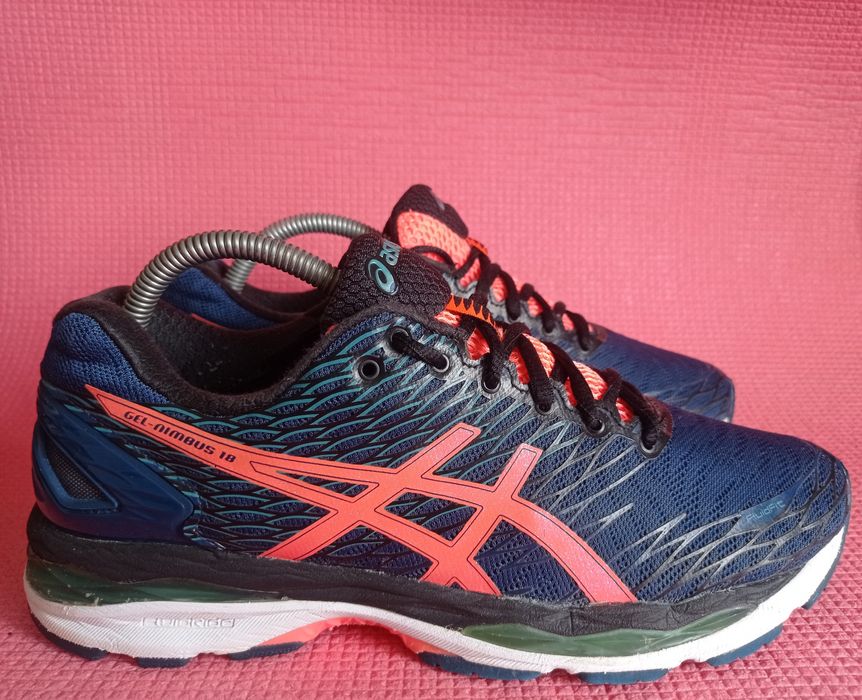 Оригінальні Кросівки Asics Nimbus 18 розмір41-42