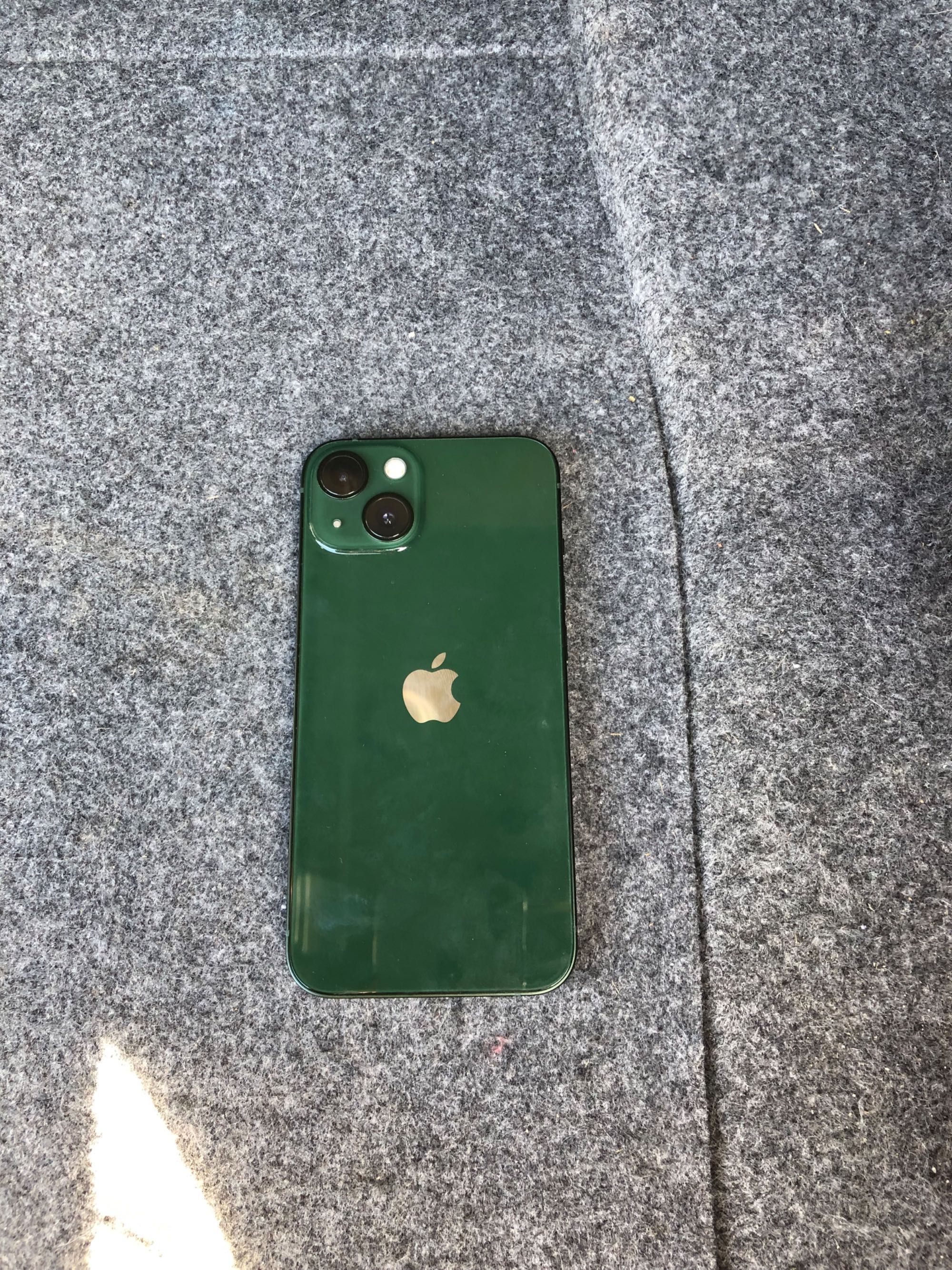 iPhone 13 green 128 gb