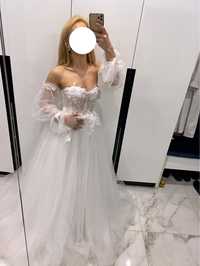 Весільна сукня з корсетом та шлейфом на застібці хороша якість, плаття