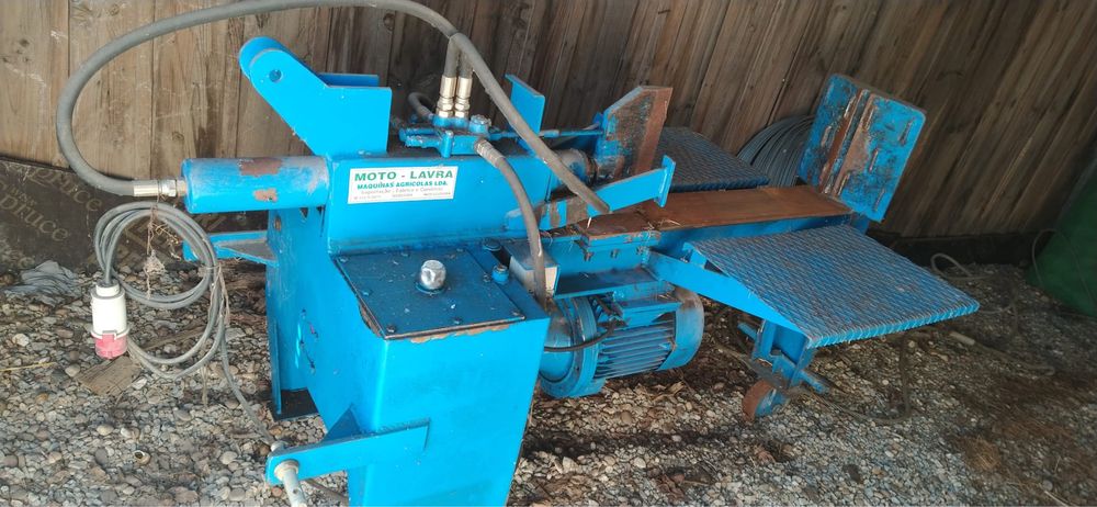 Rachadora de lenha trifásica