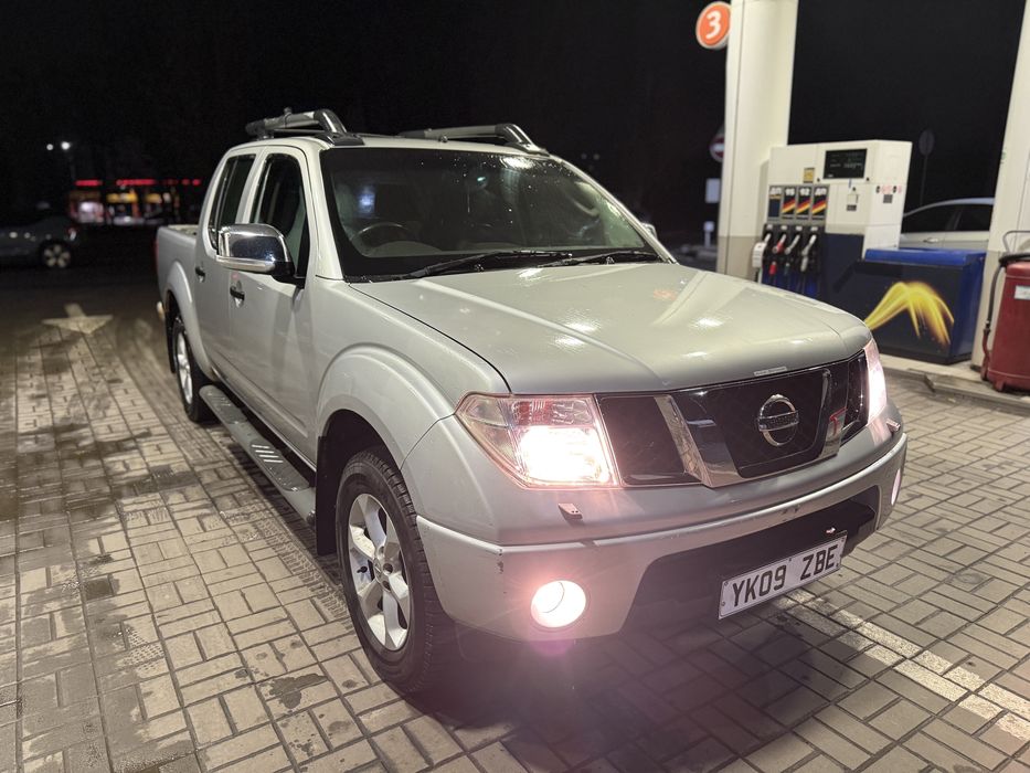 Nissan Navara D40 2.5tdi автомат