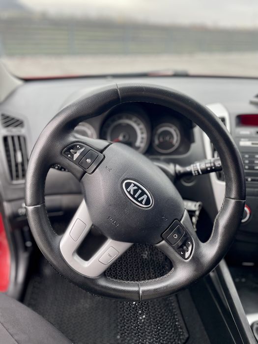 Продам своє авто Кіа сееd 2010