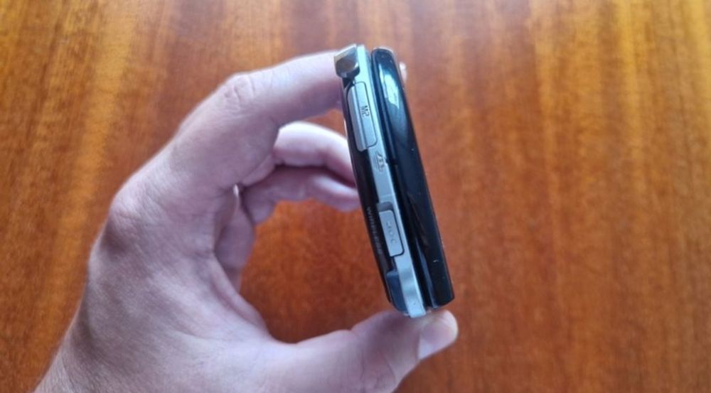 PSP GO N1000 Piano Black