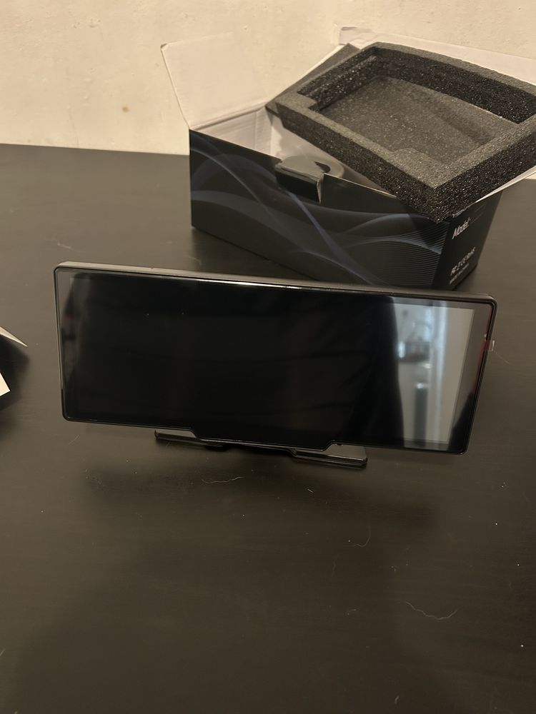 Ecrã CarPlay / Android Auto + Câmara de Marcha-Atrás (NOVO)
