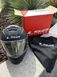 Capacete LS2 tamanho M 57 cm-58