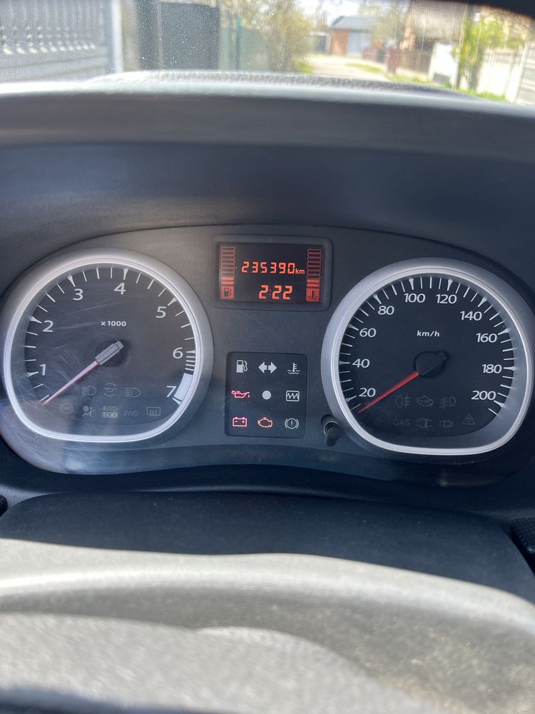 Renault Duster 2010 газ/бенз