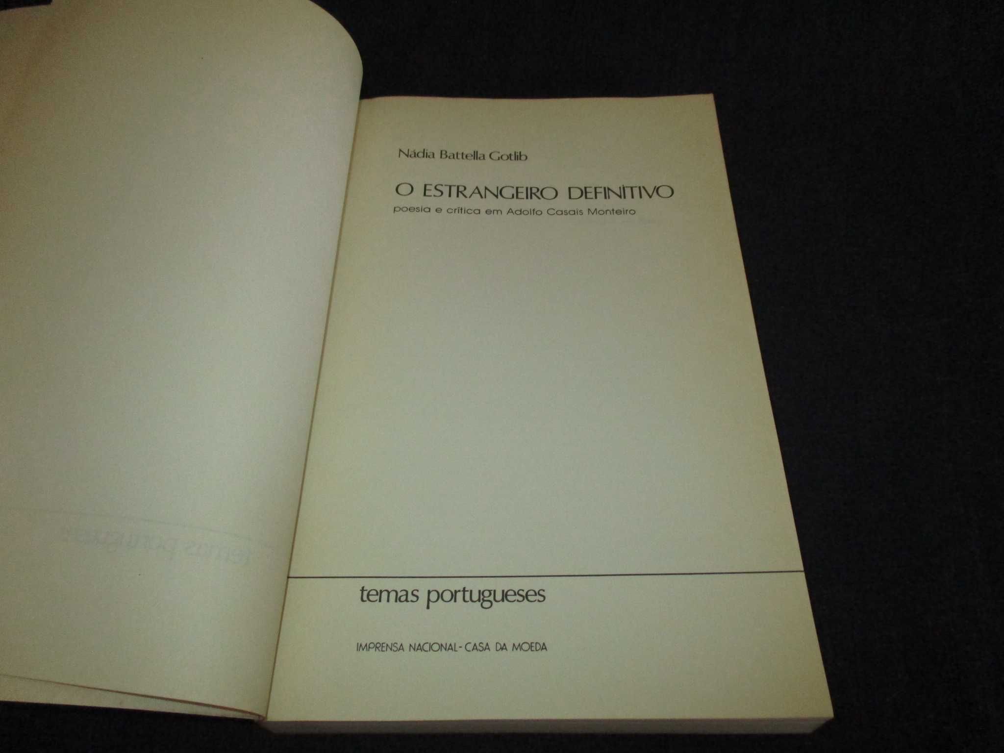 Livro O estrangeiro definitivo Poesia e Crítica