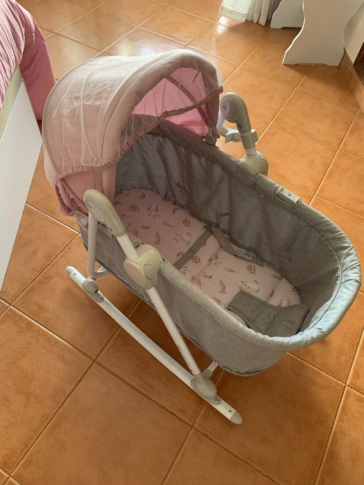 Vendo berço-espreguiçadeira 5 em 1 KINDERKRAFT - NOVA!