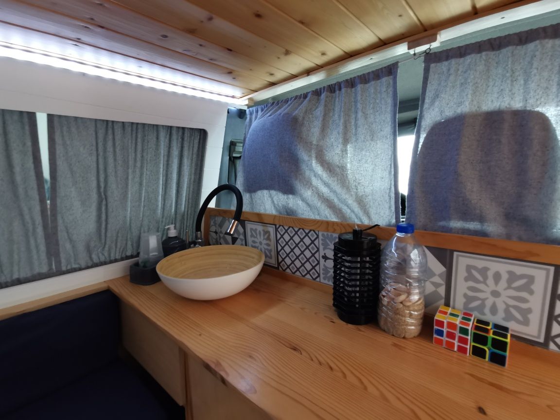 Mercedes Vito 118D Campervan / Camping Van legalizada "Dormitório"