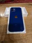 iPhone 12 niebieski