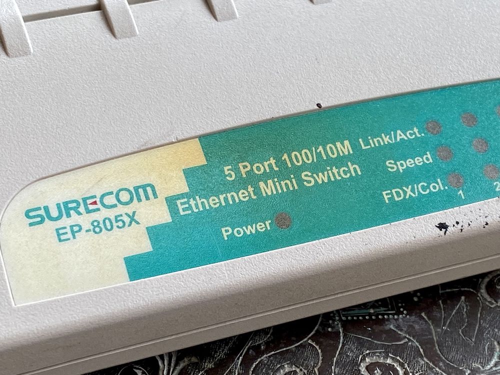 Switch sieciowy SURECOM EP-805X