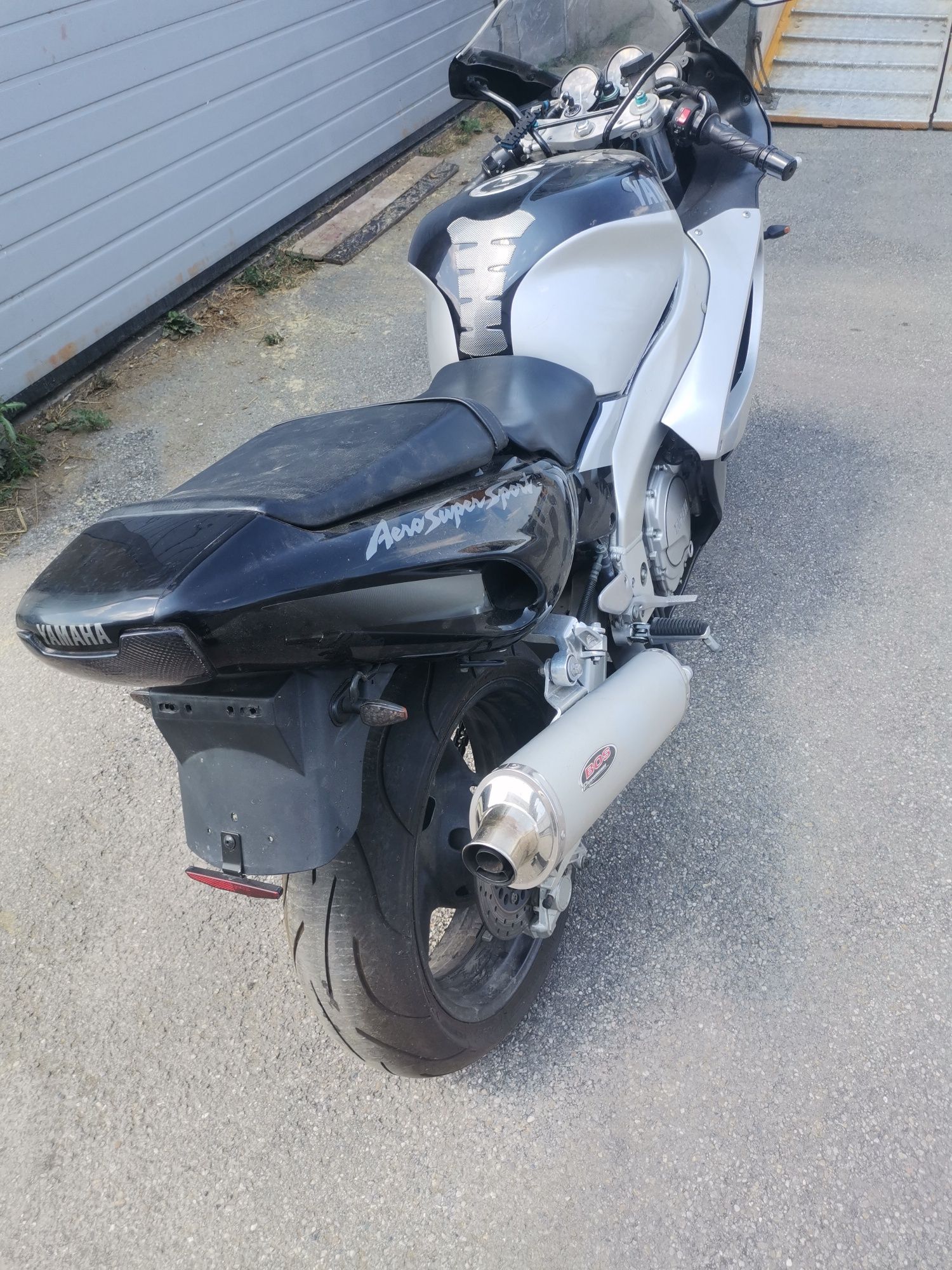 Motor Yamaha 1000