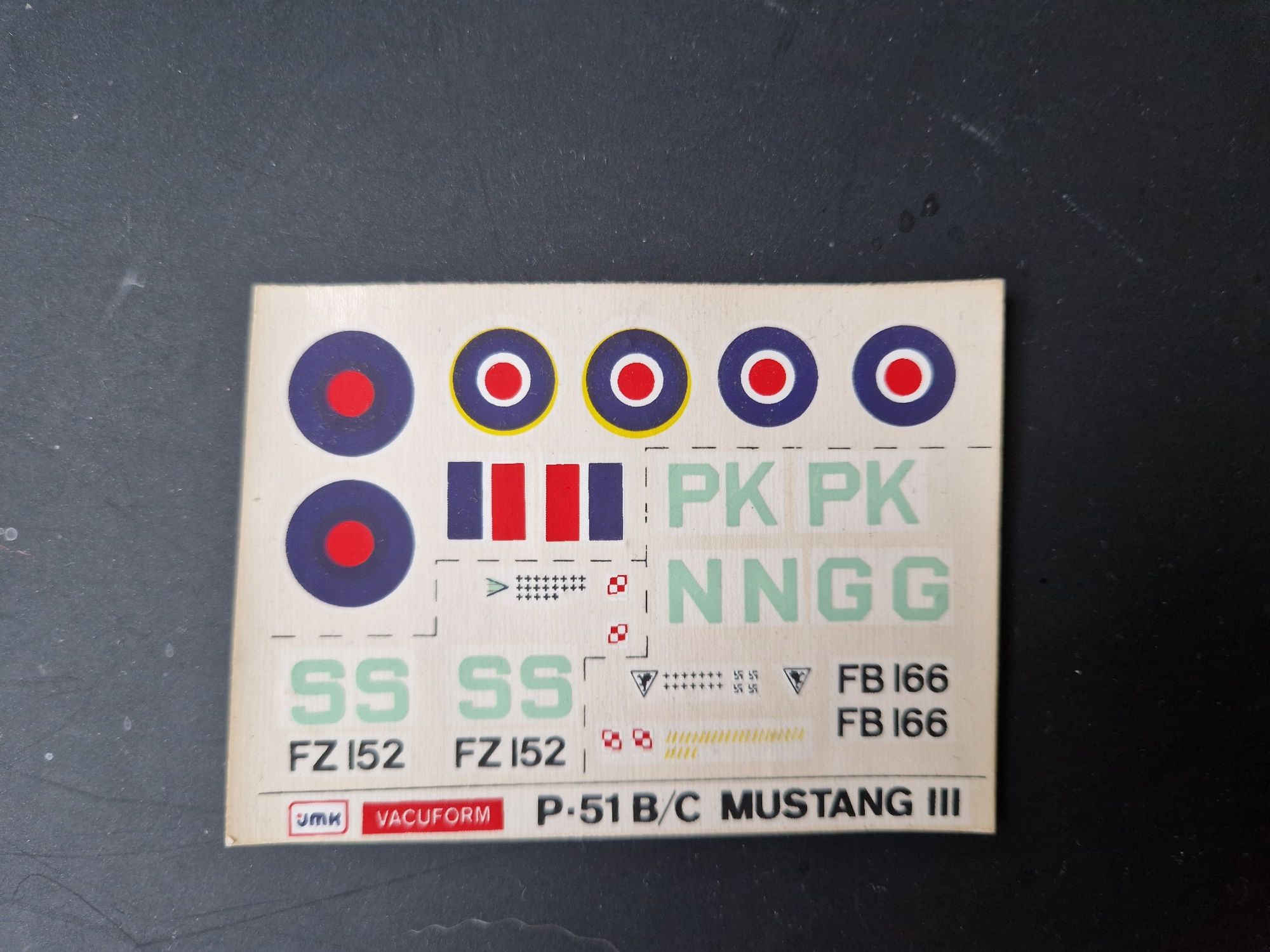 Kalkomania/ decals do modelu Mustang 1/72