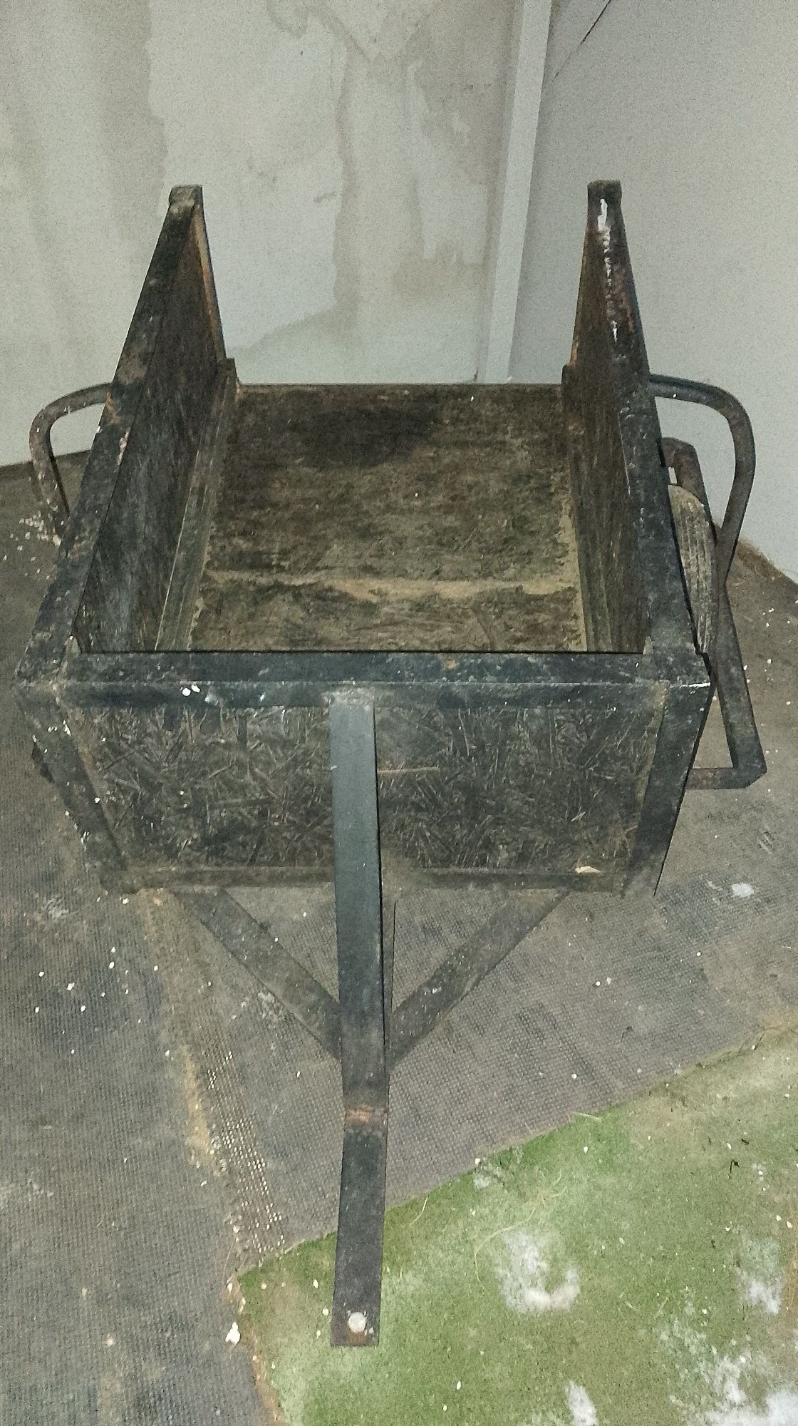 Wózek dwukołowy do traktorka quada
