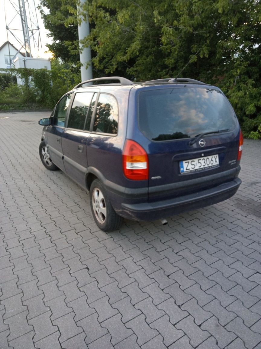 Sprzedam opla Zafire 2.0  diesel