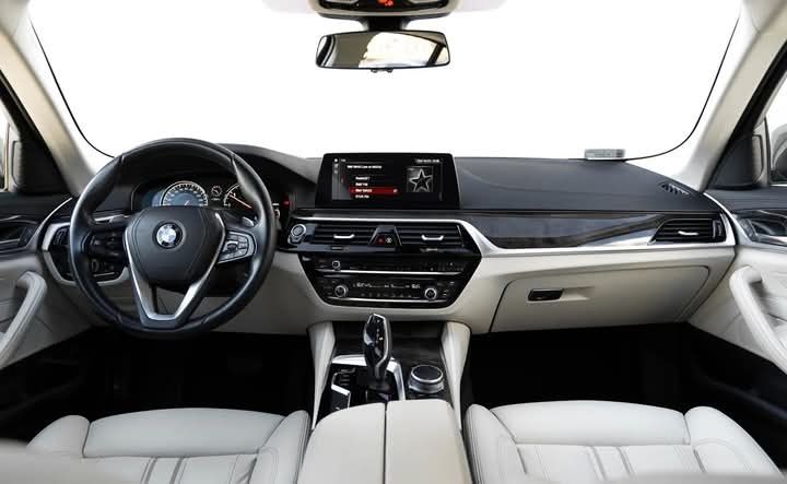 BMW G30 - POLSKI SALON. PRZEBIEG 119 tys !! Serwisowany w ASO