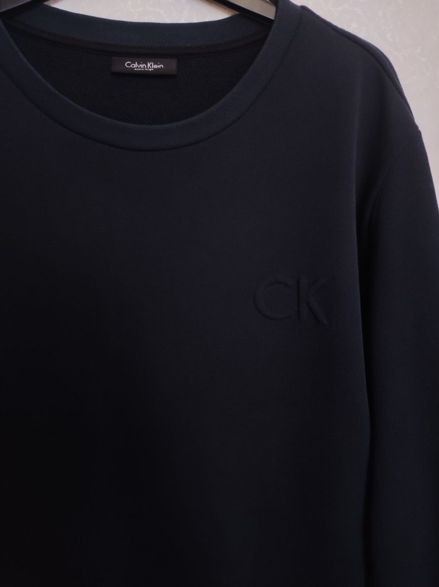 Свитшот,кофта calvin klein l,xl