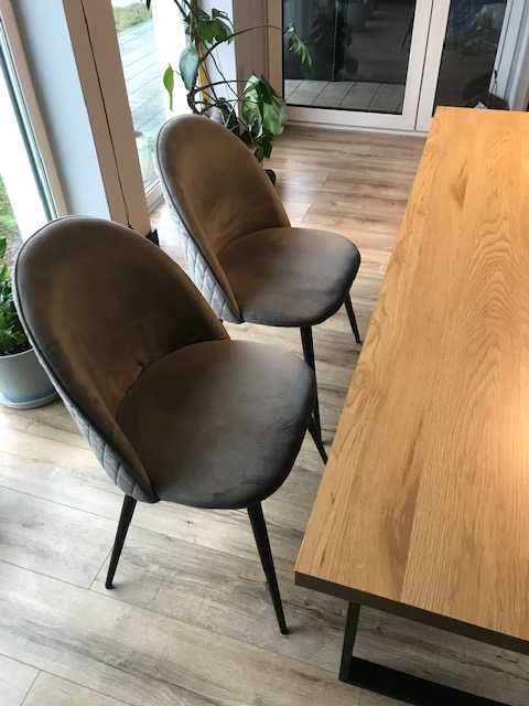 Sprzedam stół 160x90 wraz z 4 krzesłami