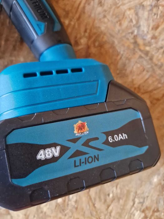Dmuchawa Akumulatorowa Bull-Tek – Moc 48v 6,0 AH