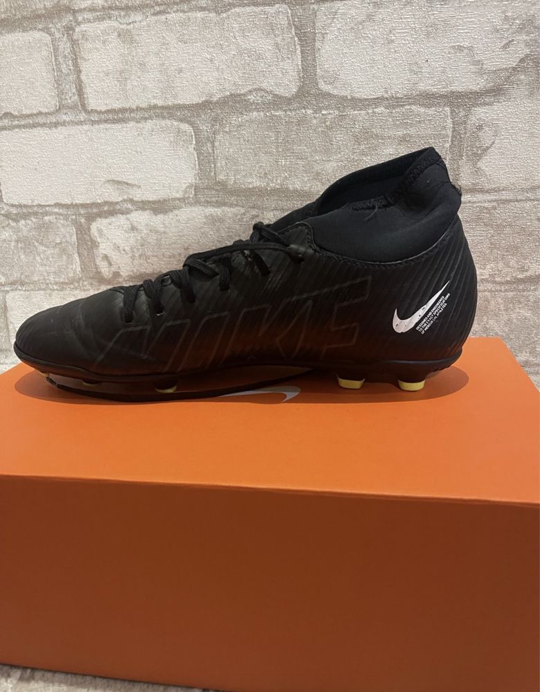 Бутсы Nike Mercurial