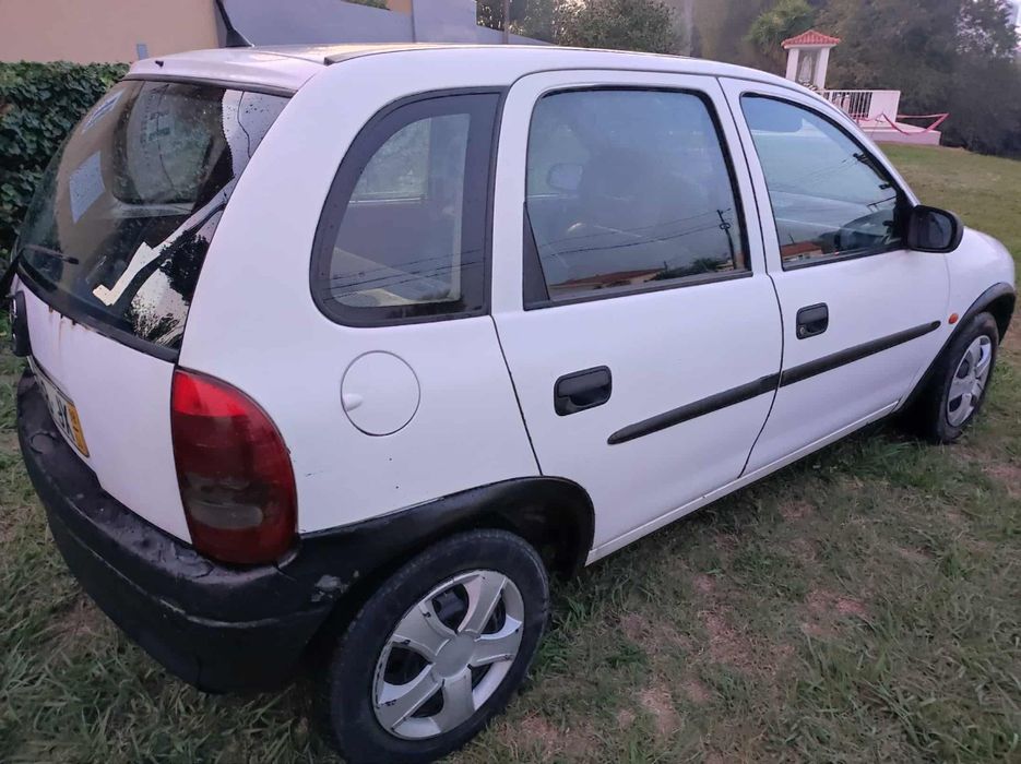Opel Corsa B 1500TD,1998 fiável,d.assistida,tem afazeres/aceito troca