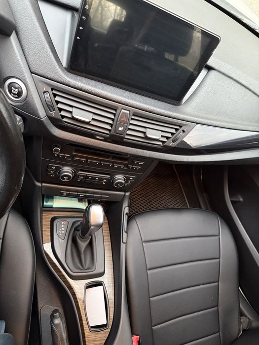Bmw x1 2011 2.0 автомат