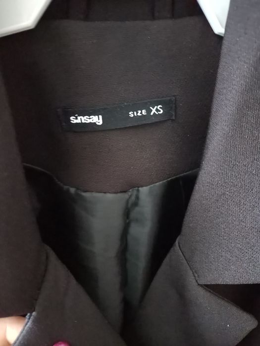 Sukienka elegancka czarna/ płaszcz XS z paskiem guzikami