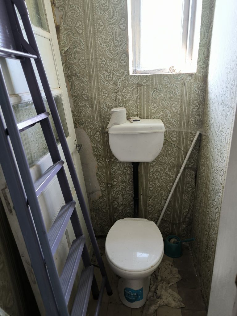 Продається 2 кімнатна дача