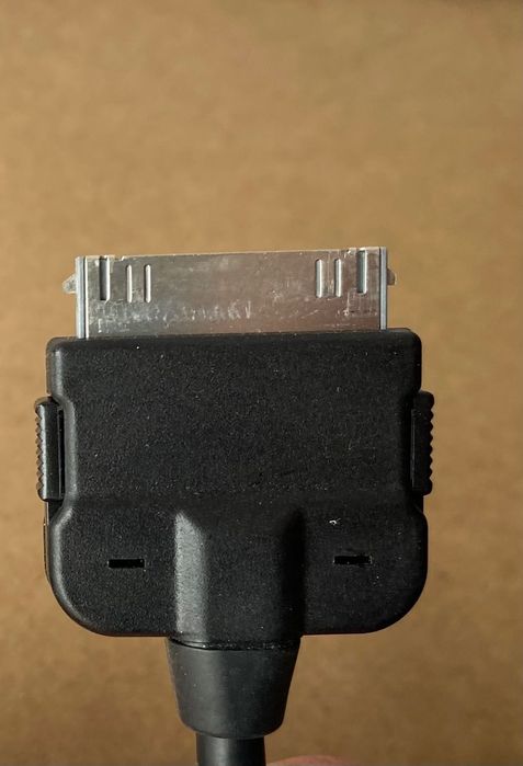 Кабель-адаптер для Iphone / AUX 3.5mm блока mdi VW AUDI SKODA