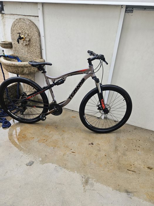 Bicicleta de roda 27.5  suspensão total
