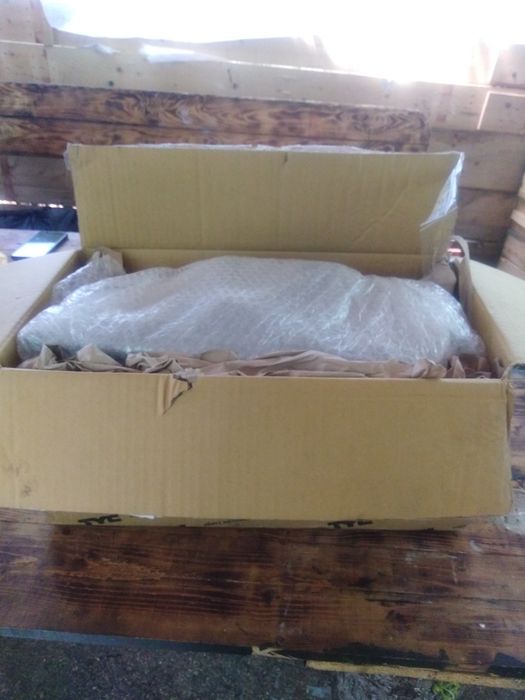 Нові передні фари на мерседес w201 190E