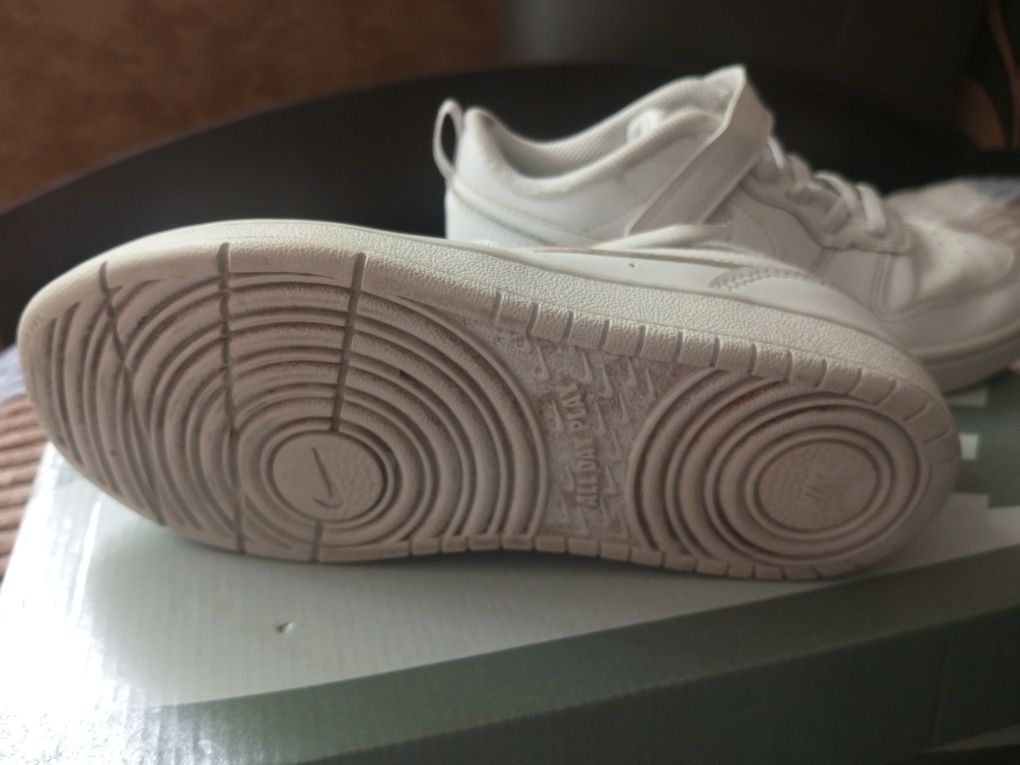 Мокасіни білі, шкіра, Nike