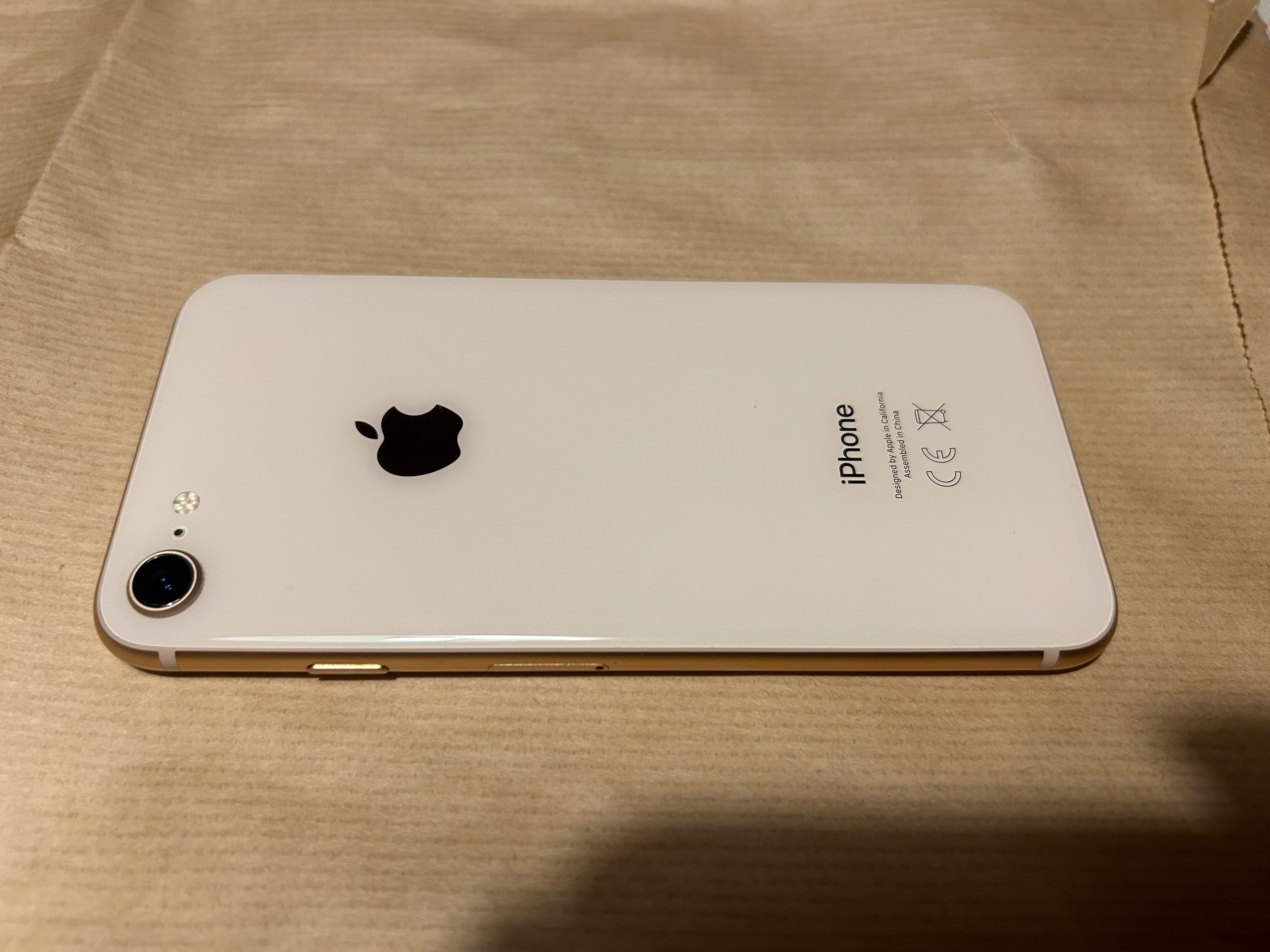 iPhone 8 64 GB na sprzedaż