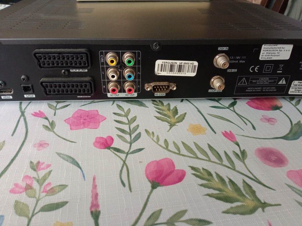 Dekoder satelitarny Ferguson Hf8900