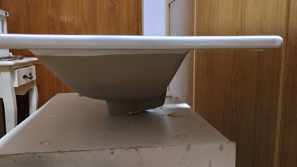 Umywalka wpuszczana 51cmx40cmx17cm