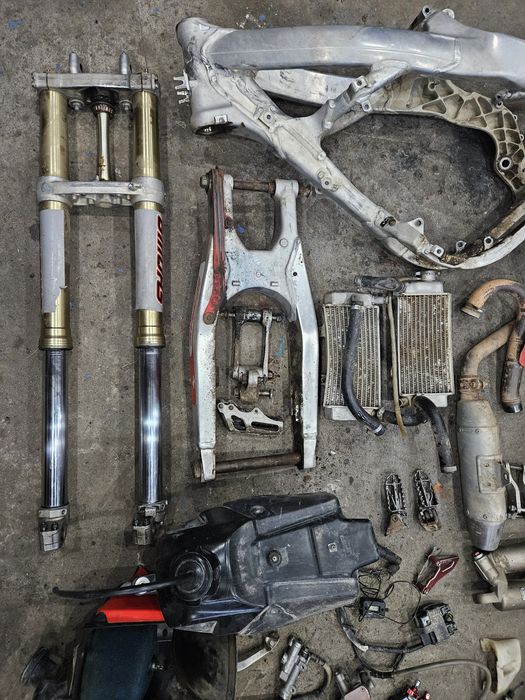 Honda CRF 250 4t części, 2009r plastiki, lagi, koła, bak zacisk moduł